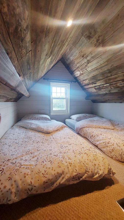 Lake View Lodges Long Melford Exterior foto