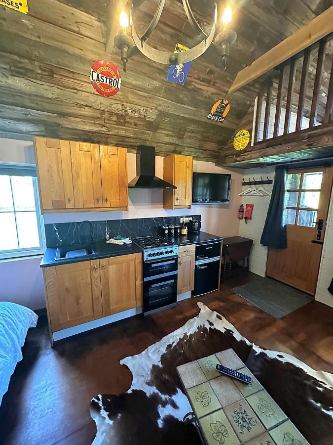 Lake View Lodges Long Melford Exterior foto